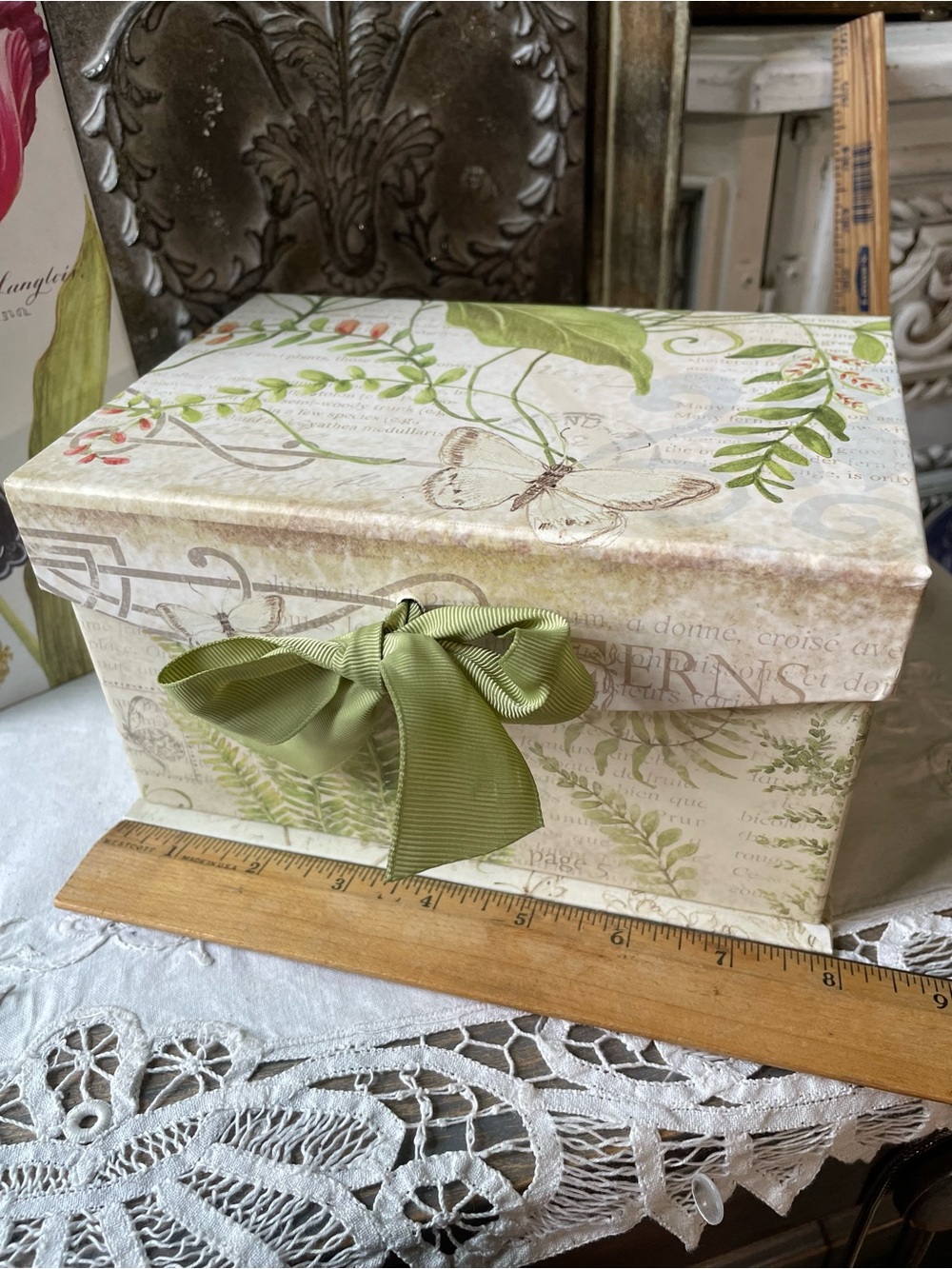 Susan Winget Ferns & butterflies storage box